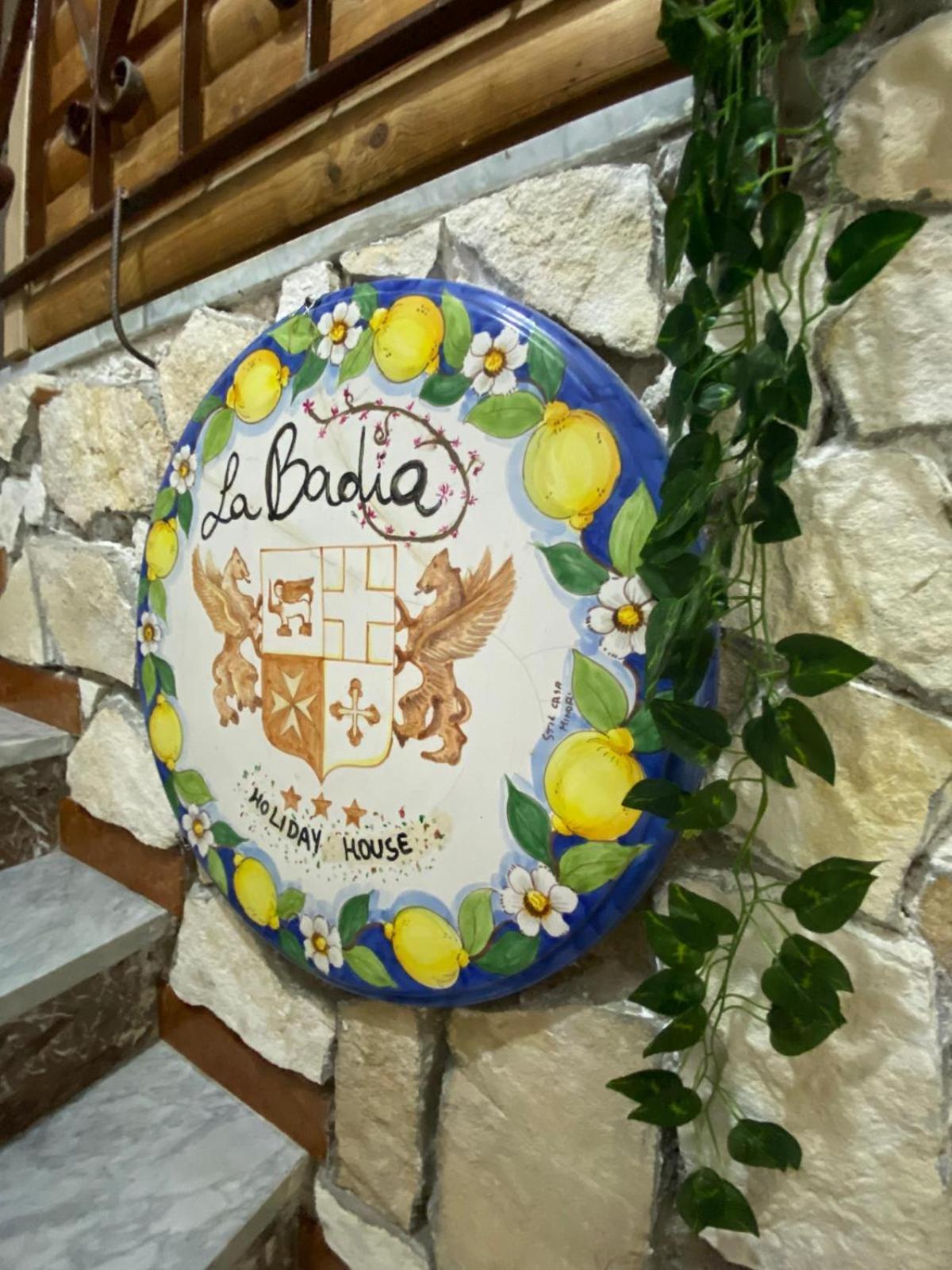 La Badia Hotel Месина Екстериор снимка